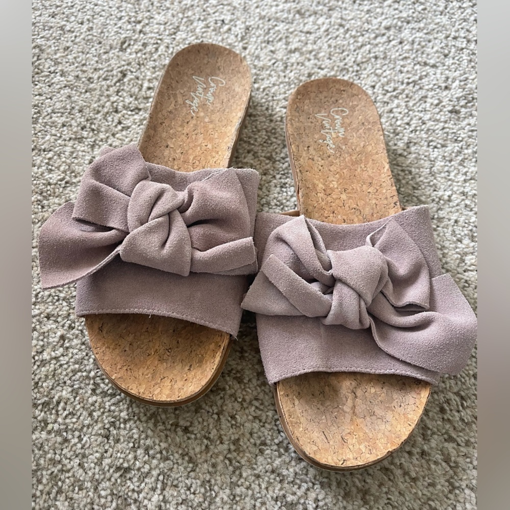 Crown Vintage Women’s Sandals - Size 8